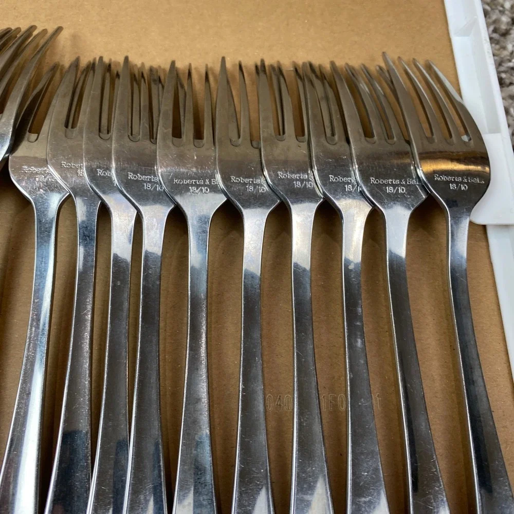 Roberts & Belk 18/10 Stainless Steel Flatware Set 33pc Silver Knives Forks Spoon